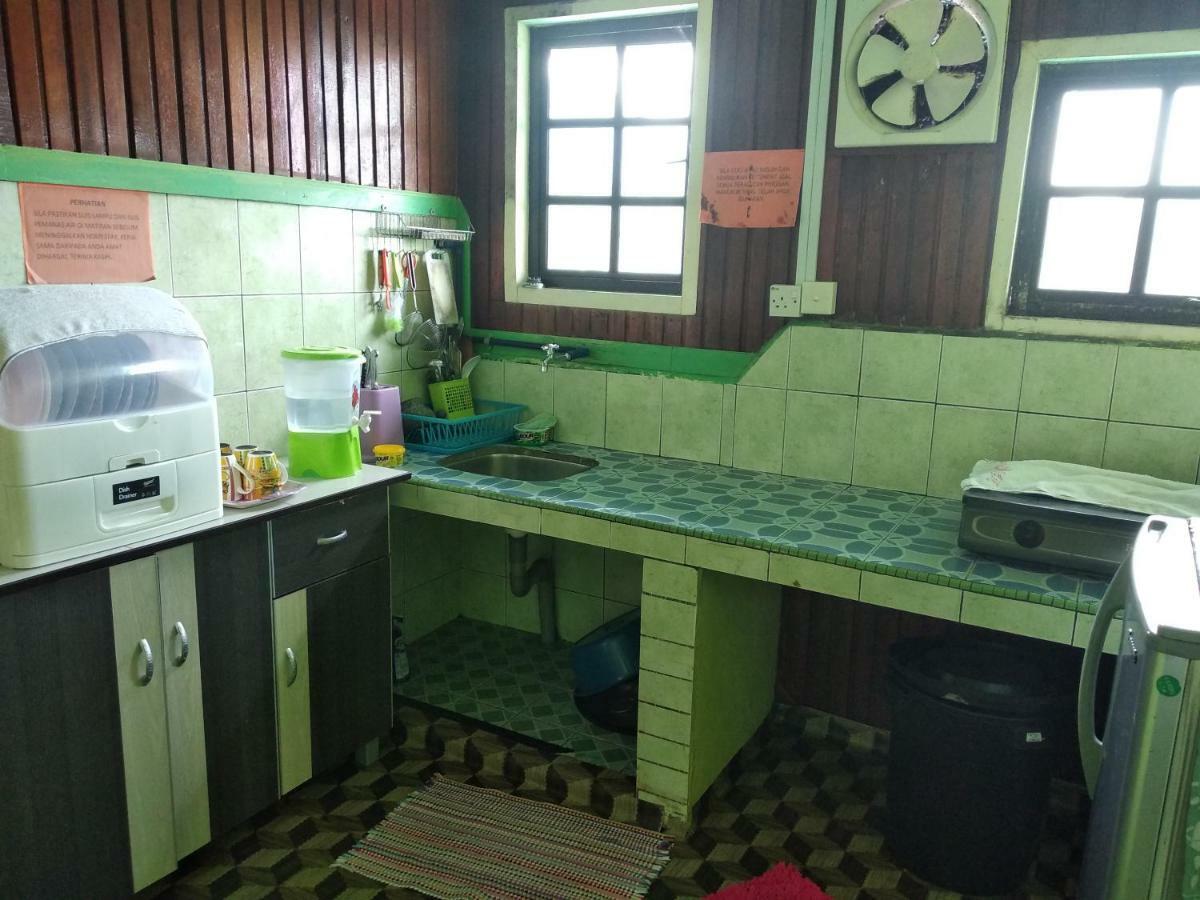Almeera Homestay Kampong Kundassan Exterior photo